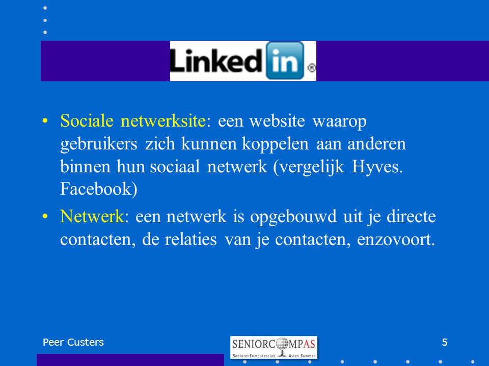 Sociale netwerksite: een website waarop gebruikers zich kunnen koppelen aan anderen binnen hun sociaal netwerk (vergelijk Hyves. Facebook)