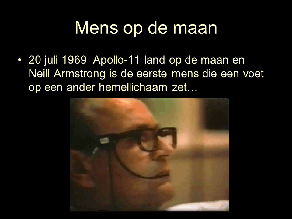 Mens op de maan 20 juli 1969 Apollo-11 land op de maan en Neill Armstrong is de eerste mens die een voet op een ander hemellichaam zet…