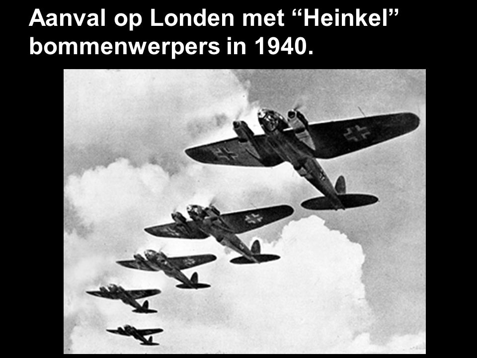 Aanval op Londen met Heinkel bommenwerpers in 1940.